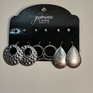 Jasmine Lane Silver 6pack Earrings New